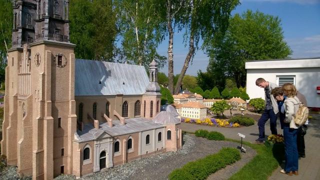 Ostrów Lednicki – Dziekanowice – Pobiedziska